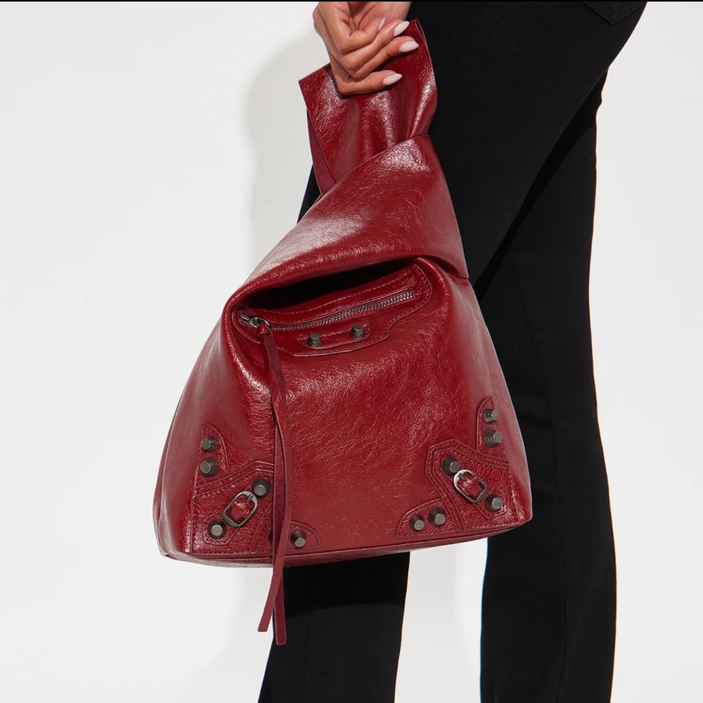 Fashion Nova Burgundy Shoulder Bag